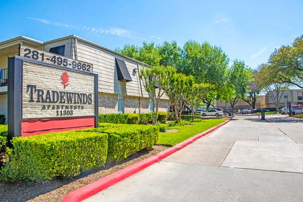 Tradewinds Apartments | 11303 S Wilcrest Dr, Houston, TX 77099 | Phone: (281) 495-9662