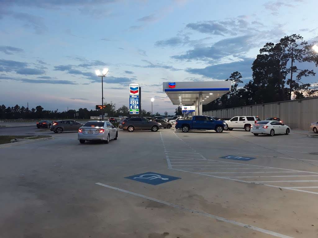 Express Mart Chevron | Grand Parkway Frontage Rd, Spring, TX 77386