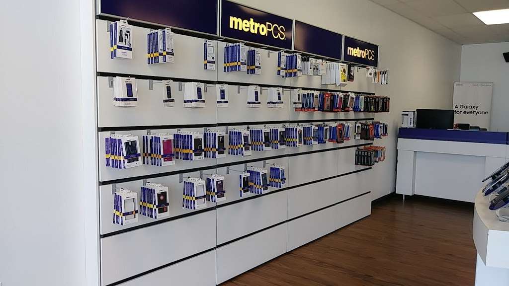 Metro by T-Mobile | 16272 Imperial Valley Dr Ste B, Houston, TX 77060, USA | Phone: (281) 372-6403