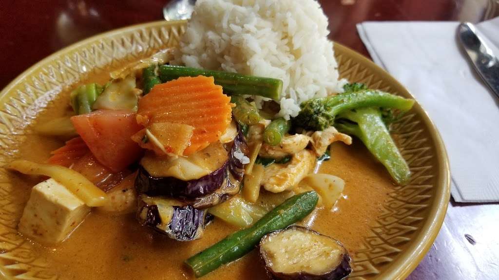 Lemon Grass Thai | 2651 Huntingdon Pike, Huntingdon Valley, PA 19006, USA | Phone: (267) 277-4210