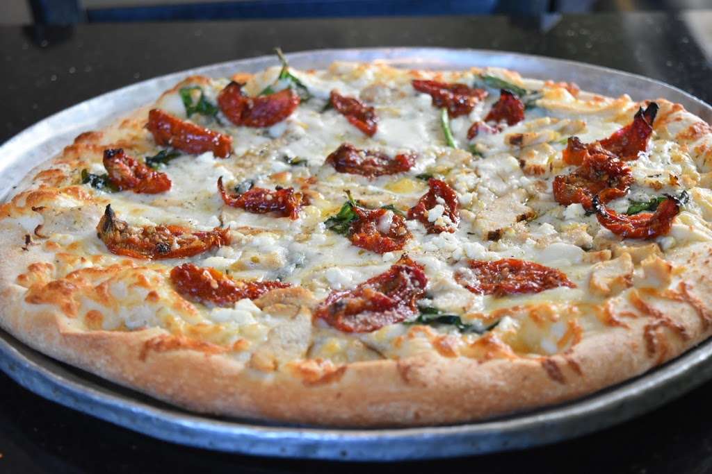 Cenarios Pizza of Dixon | 1160 Pitt School Rd G, Dixon, CA 95620, USA | Phone: (707) 693-1100