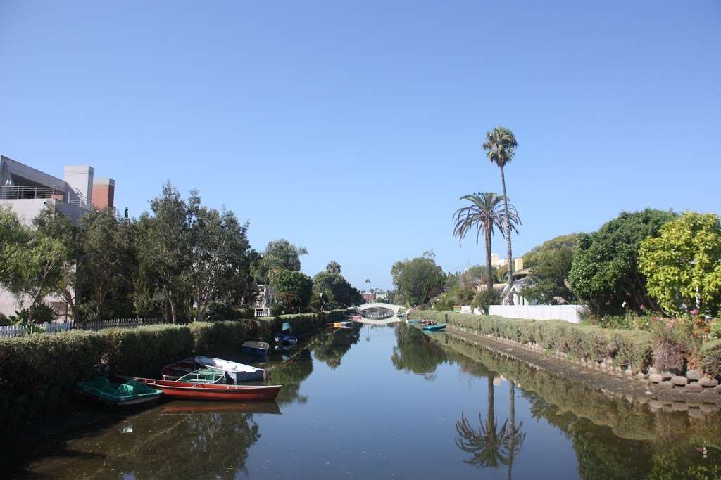 Venice Beach Rentals | 2500 Ocean Front Walk, Venice, CA 90291 | Phone: (310) 832-1453