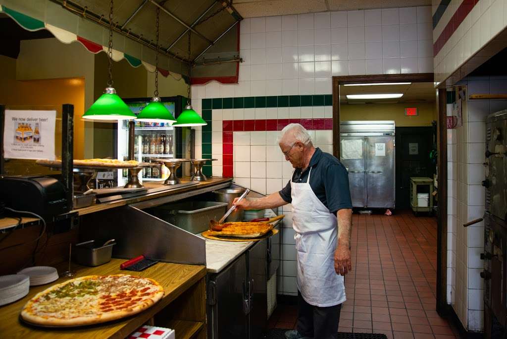 Franks Pizza | 3542 Street Rd, Bensalem, PA 19020, USA | Phone: (215) 638-7870