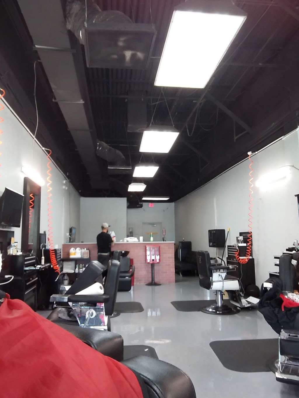 Final Cut Barber Shop | 3205 FL-7, Margate, FL 33063, USA | Phone: (954) 702-8328