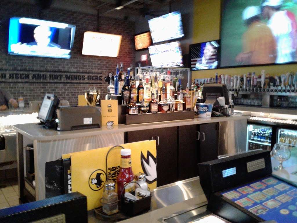 Buffalo Wild Wings | 190 W Craig Rd, North Las Vegas, NV 89032, USA | Phone: (702) 642-0055