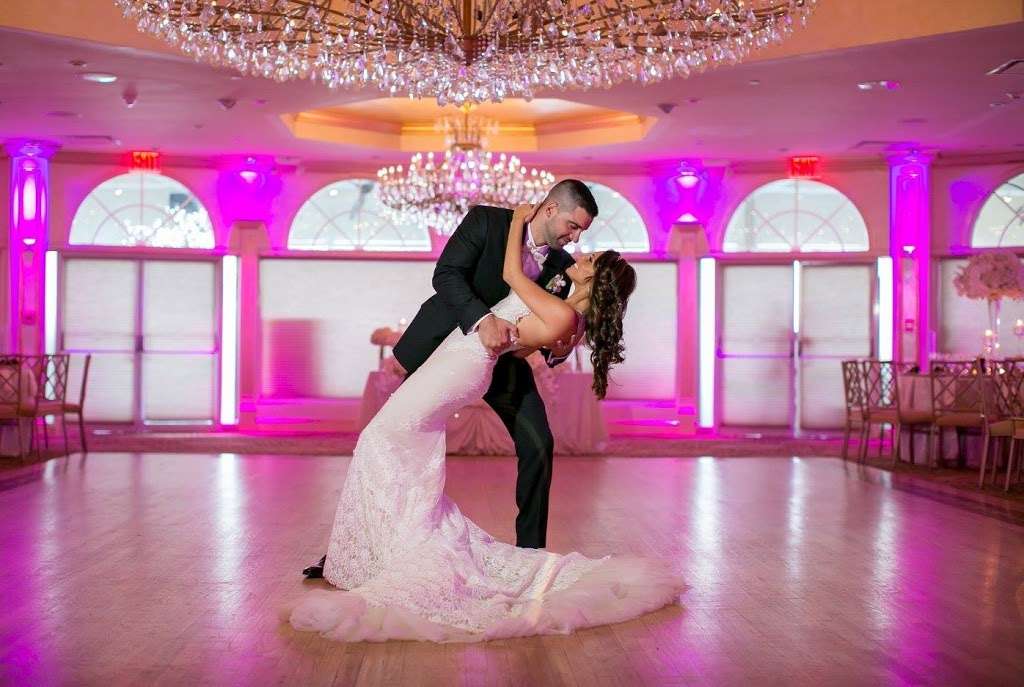 Ballroom Harmony | 340 Wheatley Plaza, 340 Wheatley Plaza, Greenvale, NY 11548, USA | Phone: (516) 340-0216