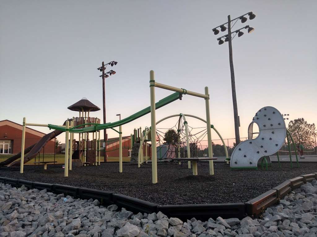 Recreation Park | 221 Seminary Ave, Cameron, MO 64429 | Phone: (816) 632-5420