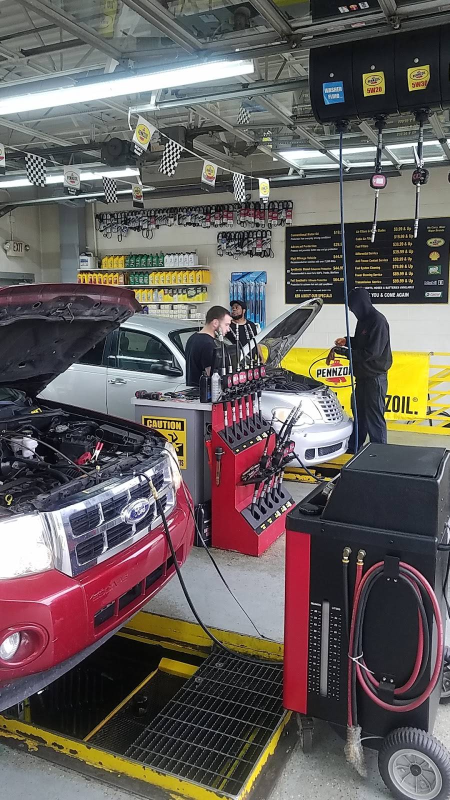 Eastpointe Oil Change Center | 17830 E 9 Mile Rd, Eastpointe, MI 48021, USA | Phone: (586) 772-1010