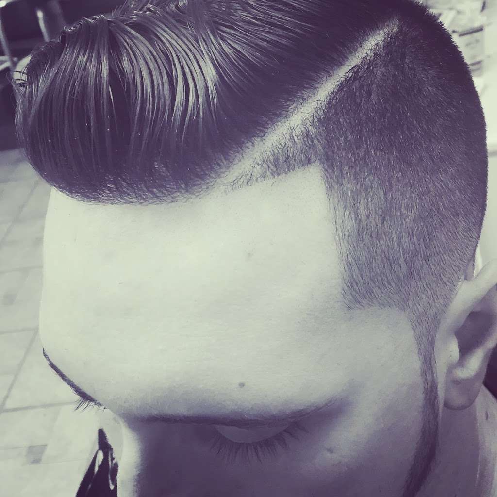 Goodfellaz Hair Shop for Men | 3061 Concord Rd, Aston, PA 19014, USA | Phone: (610) 476-8947