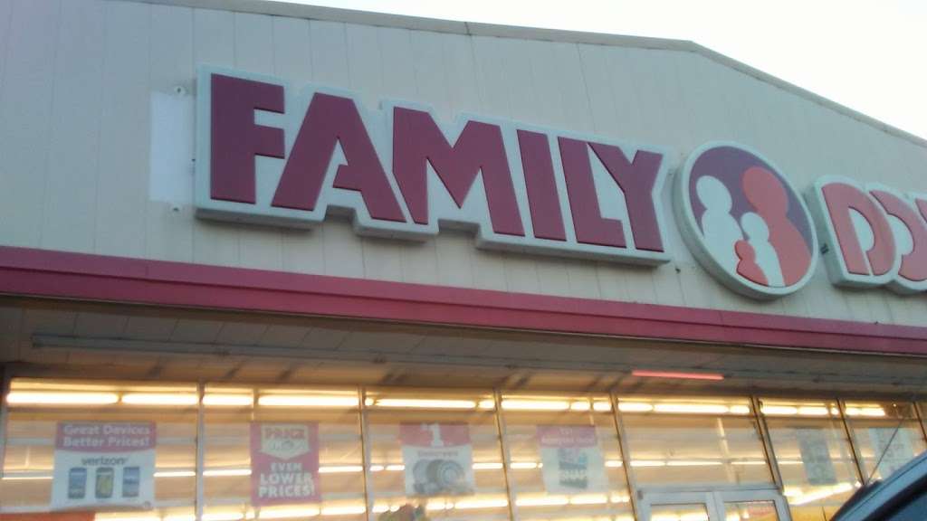 Family Dollar | 10425 Veterans Memorial Dr, Houston, TX 77038 | Phone: (281) 260-9734