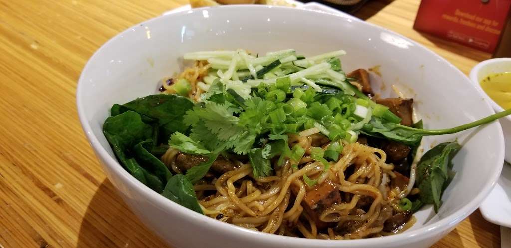 Noodles and Company | 2561 Sycamore Rd, DeKalb, IL 60115, USA | Phone: (815) 756-2145