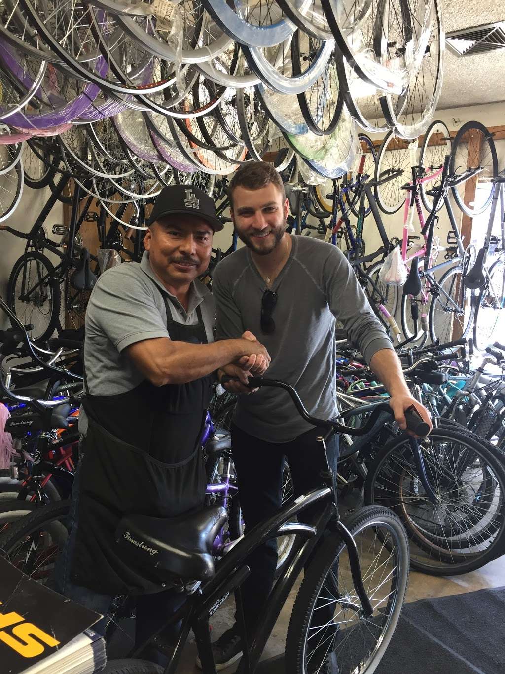 Lions Bike Shop | 1387 W 29th St, Los Angeles, CA 90007, USA | Phone: (323) 733-2791