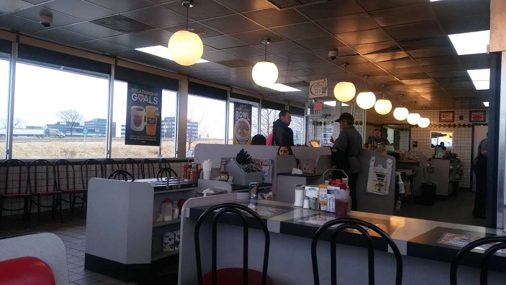 Waffle House | 9750 NW Prairie View Rd, Kansas City, MO 64151 | Phone: (816) 891-6545