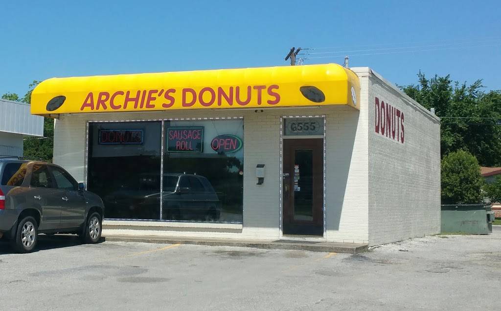 Archies Donut Shop | 6555 Boulevard 26, Fort Worth, TX 76180, USA | Phone: (817) 616-3334