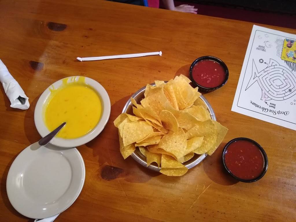 El Chico | 9825 E 21st St, Tulsa, OK 74129, USA | Phone: (918) 663-7755