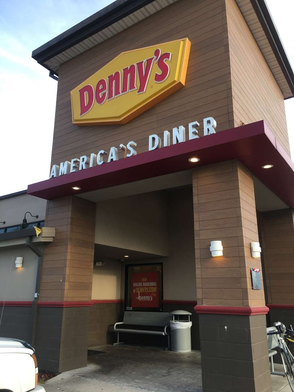 Dennys | 17225 A Crosby Fwy, Houston, TX 77049, USA | Phone: (281) 962-2133