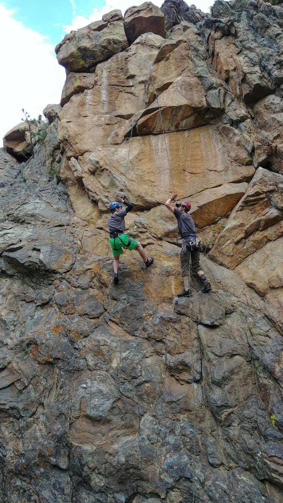 Estes Park Rock Climbing | 166 S St Vrain Ave, Estes Park, CO 80517, USA | Phone: (970) 431-8155