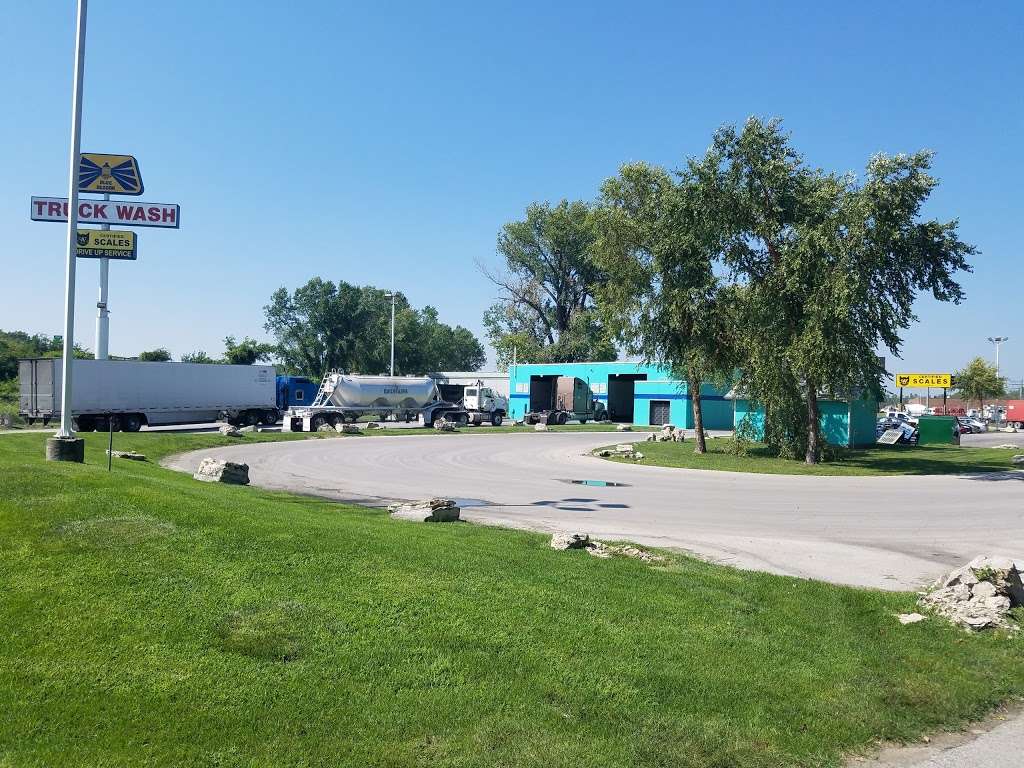 Blue Beacon Truck Wash of Kansas City, MO | 1201 N Corrington Ave, I-435 Exit 57 (Front St), Kansas City, MO 64120 | Phone: (816) 231-6858