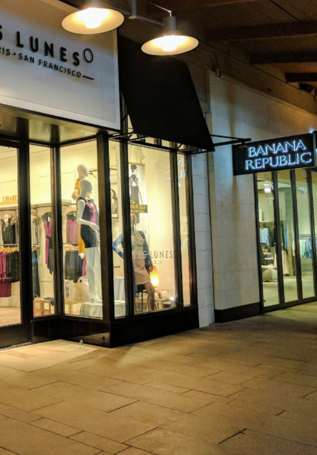 Banana Republic | 1516 Redwood Hwy, Corte Madera, CA 94925, USA | Phone: (415) 413-5123