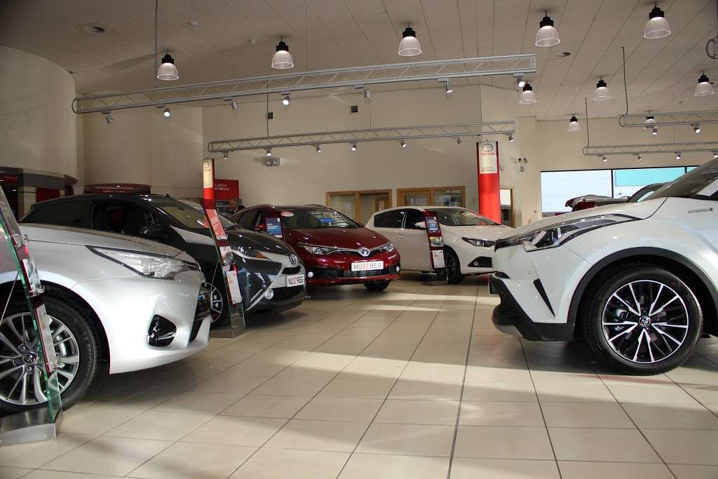 Steven Eagell Toyota (Romford) | A127 Southend Arterial Rd, Romford RM3 0DZ, UK | Phone: 01708 386168