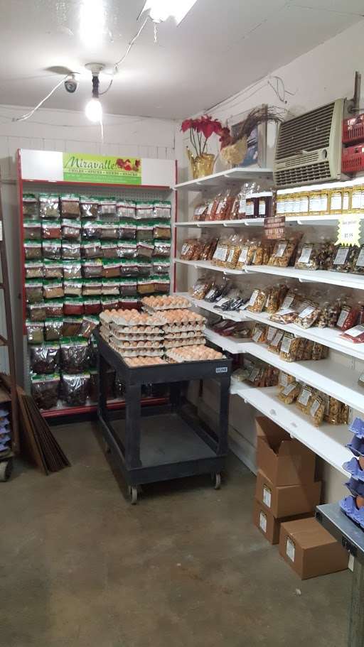 Mausts California Poultry | 13107 East End Ave, Chino, CA 91710, USA | Phone: (909) 517-3914