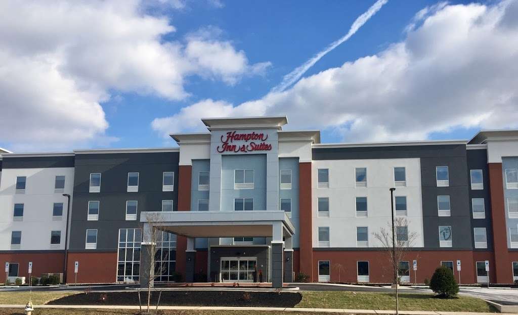 Hampton Inn & Suites Warrington | 201 Metro Drive, Warrington, PA 18976, USA | Phone: (215) 491-0700