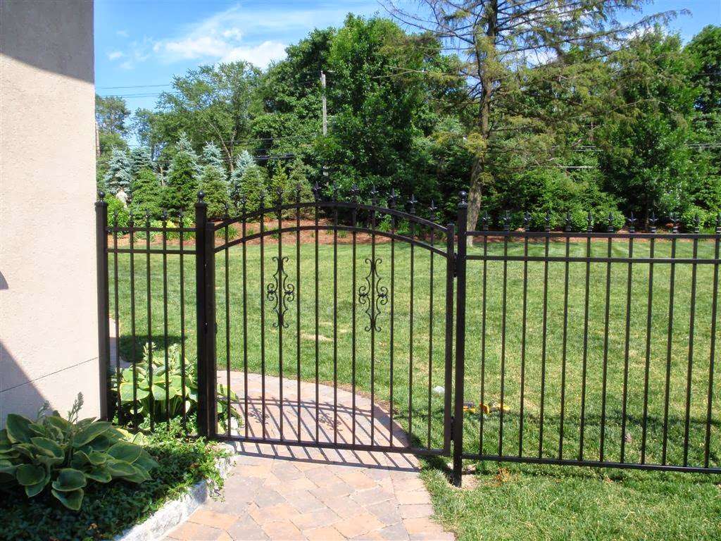 TNT FENCE CO | 22 Card Rd, Sussex, NJ 07461 | Phone: (973) 875-3877