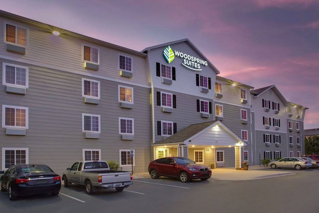 WoodSpring Suites Birmingham Pelham | 101 Bishop Cir, Pelham, AL 35124, USA | Phone: (205) 444-3008