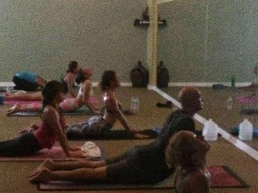 Hot Yoga near Boynton Beach | 2910 N Federal Hwy, Boca Raton, FL 33431 | Phone: (561) 409-0811
