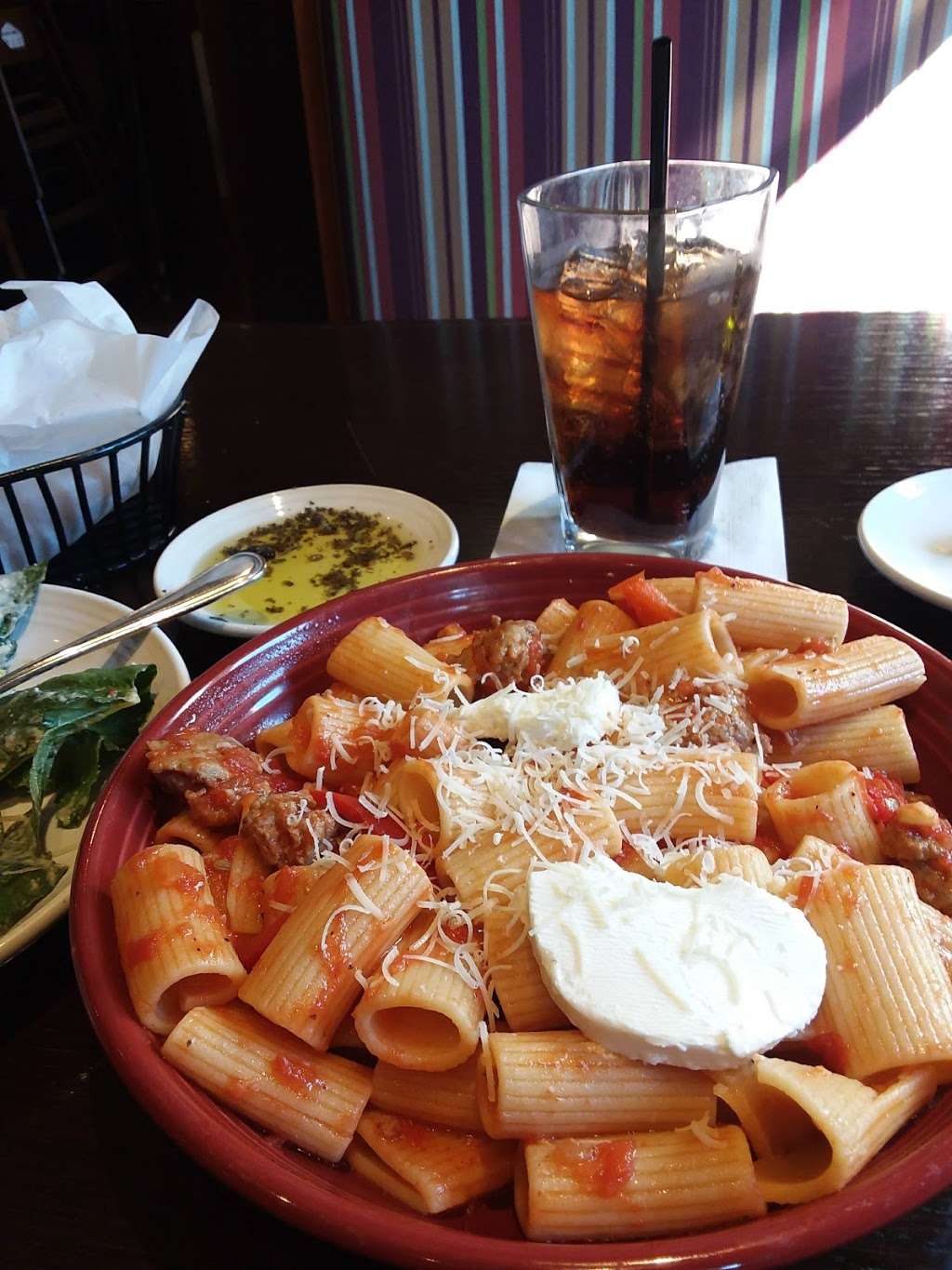 Carrabbas Italian Grill | 1954 13th Ave Dr SE, Hickory, NC 28602, USA | Phone: (828) 322-9032