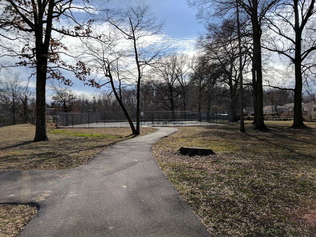 Hollywood Neighborhood Park | 9699 53rd Ave, College Park, MD 20740, USA