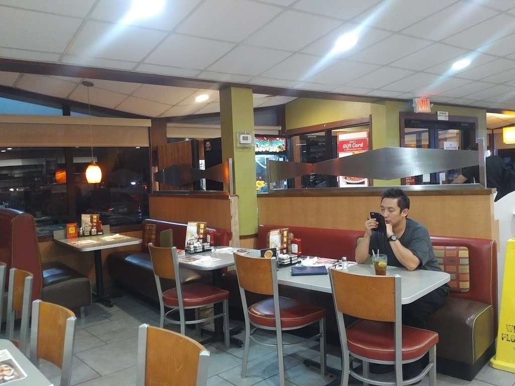 Dennys | 7300 Washington Ave, Houston, TX 77007 | Phone: (713) 862-6877