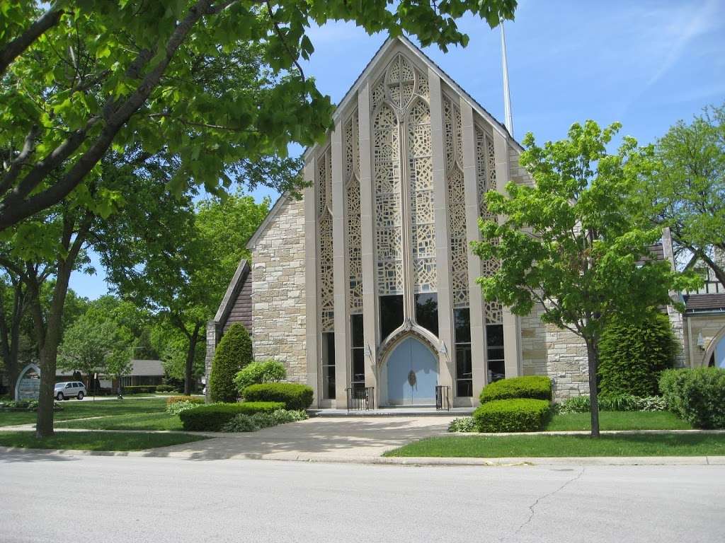 Park Ridge Presbyterian Church | 1300 W Crescent Ave, Park Ridge, IL 60068, USA | Phone: (847) 823-4135