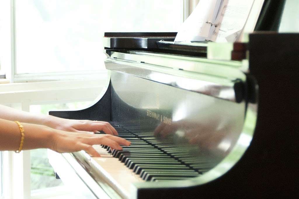 Emily Lau Piano Studio | Woodbridge Ave, Metuchen, NJ 08840, USA | Phone: (248) 910-8819