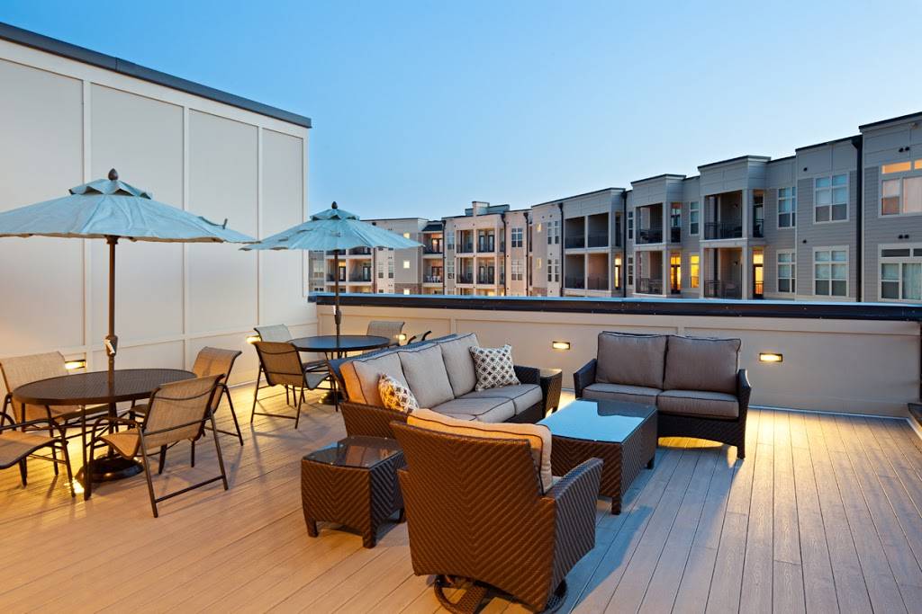 Lofts at Weston Lakeside Apartments | Lofts at Weston Lakeside, 2101 Lakeside Lofts Cir, Cary, NC 27513, USA | Phone: (919) 677-8251