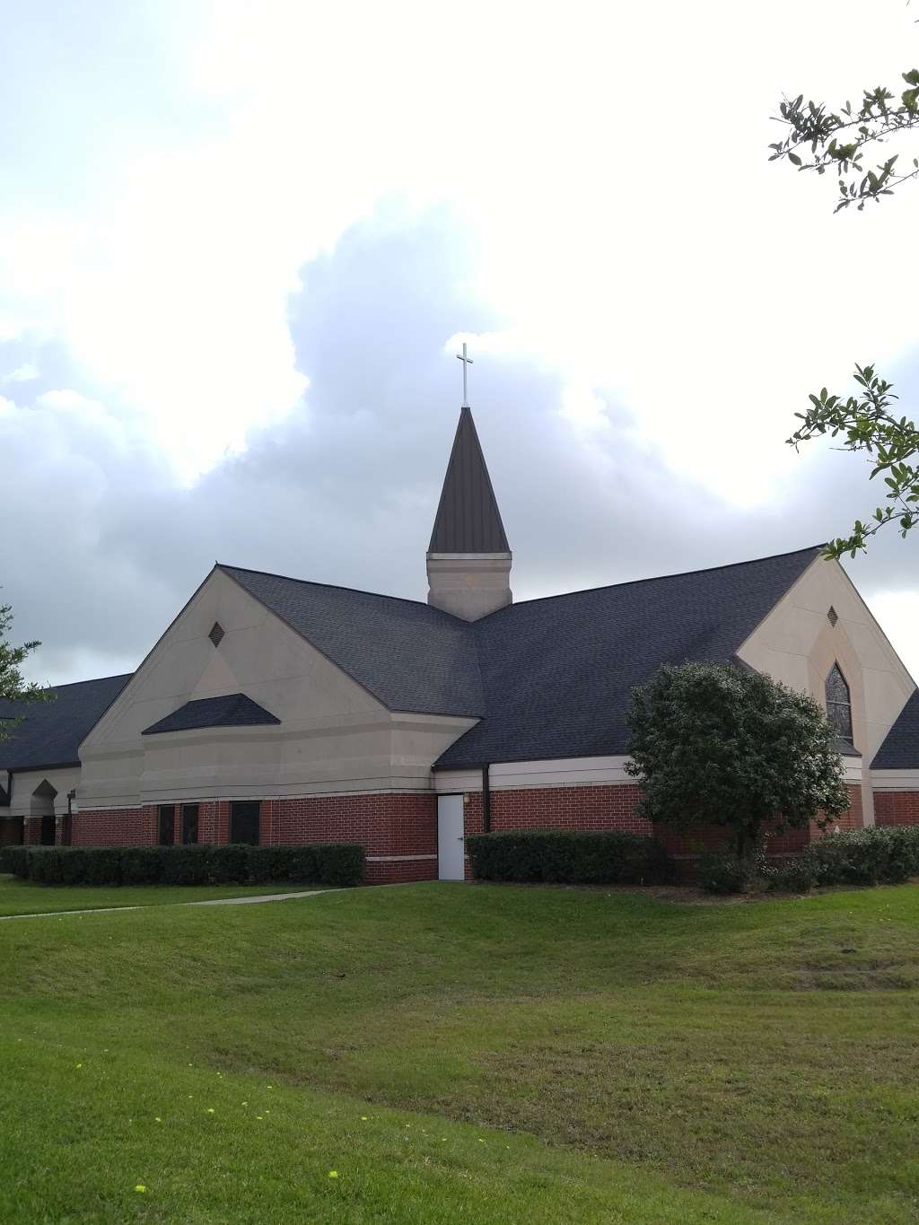 First United Methodist Church of La Porte Texas | 9601 W Fairmont Pkwy, La Porte, TX 77571, USA | Phone: (281) 478-4673