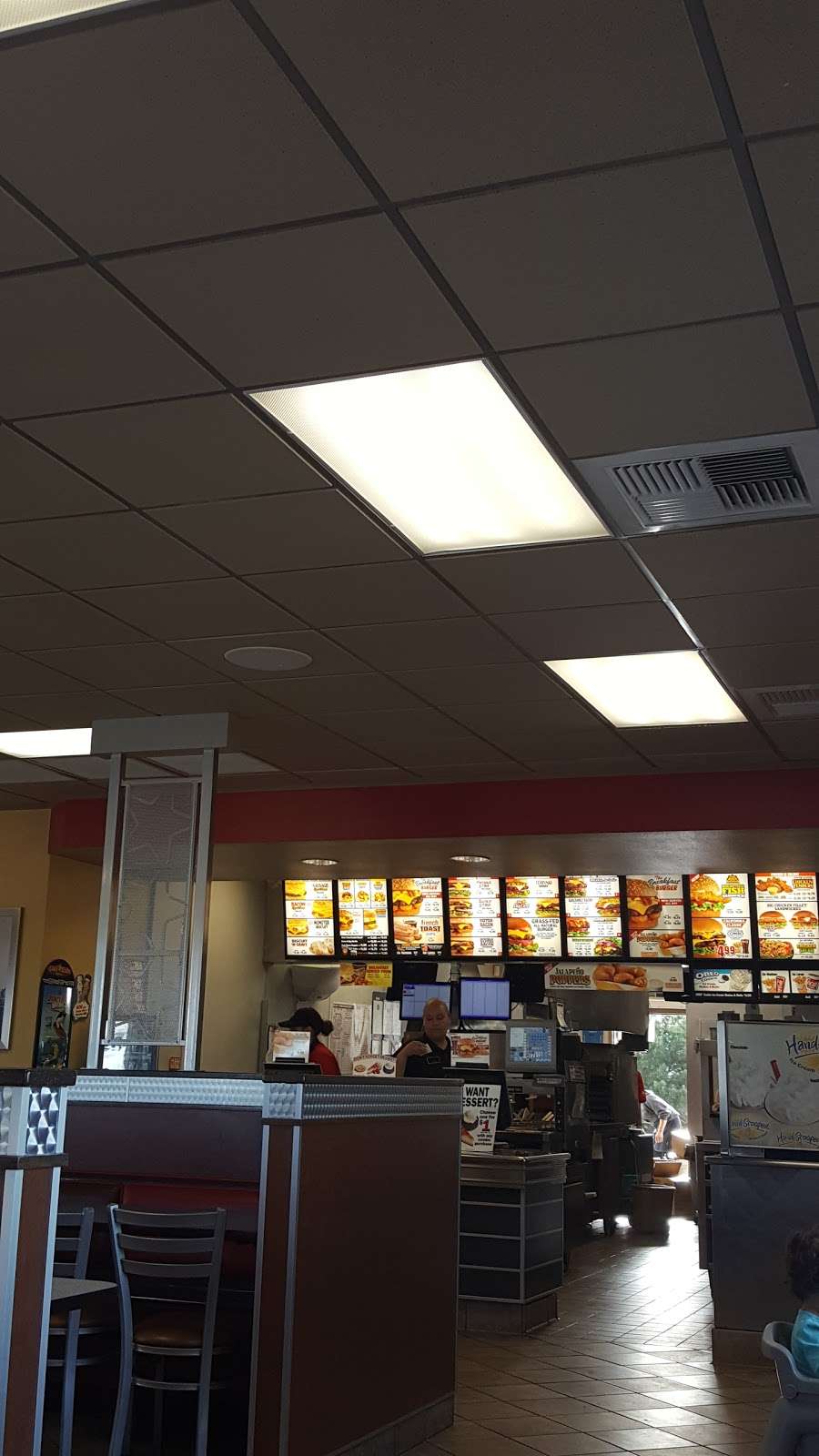 Carls Jr. | 14292 US-395, Adelanto, CA 92301, USA | Phone: (760) 246-4559