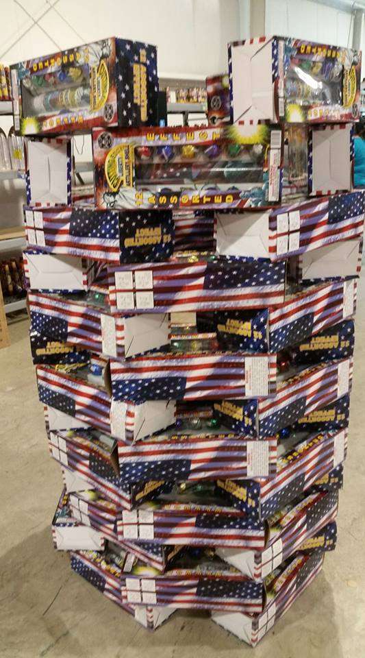 Fireworks Superstore - Cut and Shoot | 16248 TX-105 E, Conroe, TX 77306, USA | Phone: (346) 306-1091