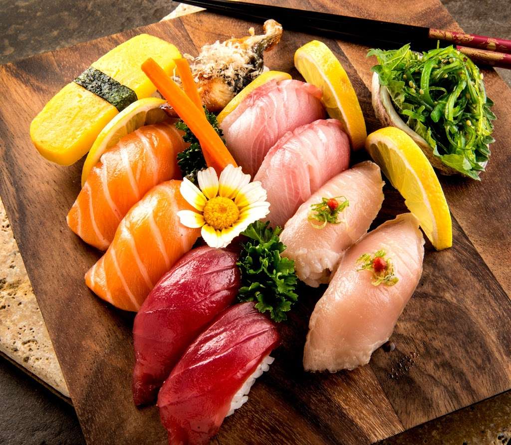 Love Boat Sushi | 125 Old Grove Rd, Oceanside, CA 92057, USA | Phone: (760) 721-3737