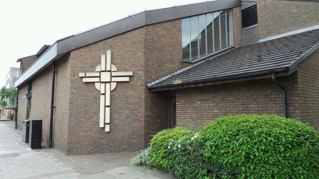 St Bartholomews Church & Centre | 292B Barking Rd, East Ham, London E6 3BA, UK | Phone: 020 8470 0011