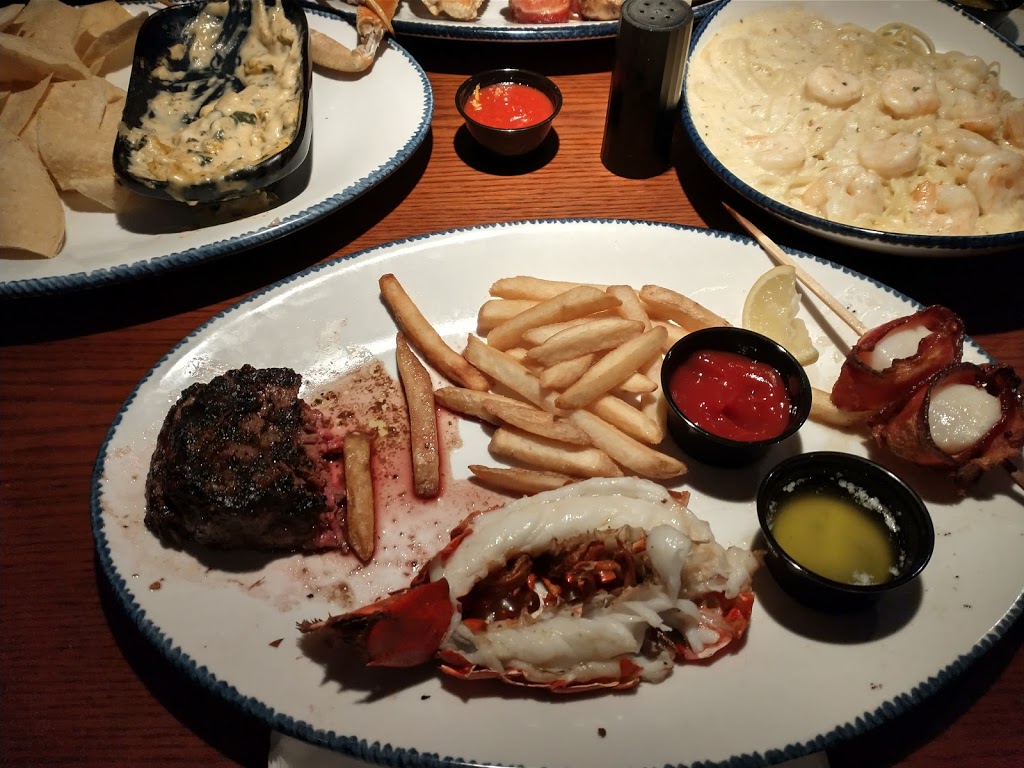 Red Lobster | 3941 William Penn Hwy, Monroeville, PA 15146, USA | Phone: (412) 372-5591