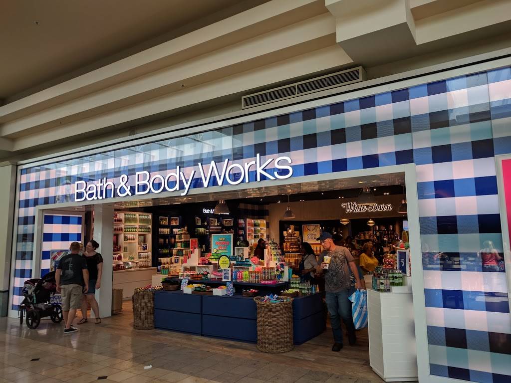 Bath & Body Works | 7021 S Memorial Dr, Tulsa, OK 74133, USA | Phone: (918) 294-3078 Bath & Body Works | 7021 S Memorial Dr, Tulsa, OK 74133, USA | Phone: (918) 294-3078