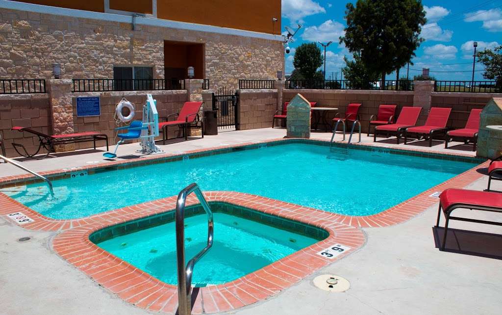 Best Western Plus San Antonio East Inn & Suites | 8669 E, I-10, San Antonio, TX 78109, USA | Phone: (210) 661-8669