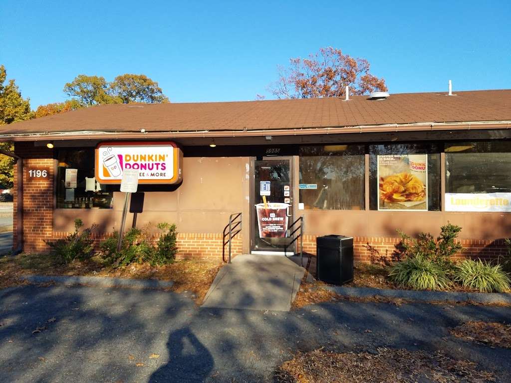 Dunkin Donuts | 5985 13th St, Fort Belvoir, VA 22060, USA | Phone: (703) 781-3000