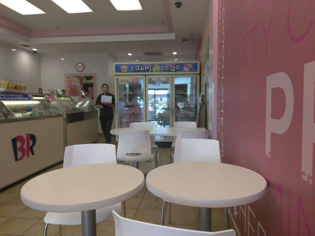 Baskin-Robbins | 1443 N Hacienda Blvd, La Puente, CA 91744 | Phone: (626) 917-1175