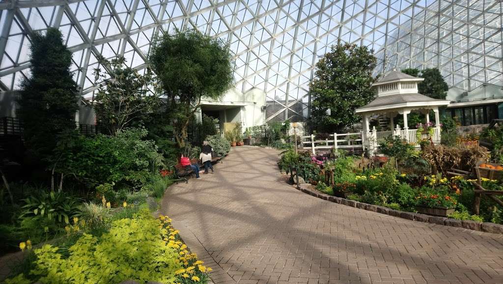 Mitchell Park Horticultural Conservatory | 524 S Layton Blvd, Milwaukee, WI 53215, USA | Phone: (414) 257-5600