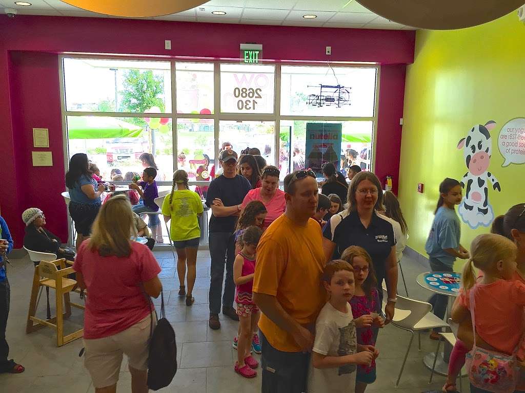 Menchies Frozen Yogurt | 2680 Pearland Pkwy Ste 130, Pearland, TX 77581, USA | Phone: (281) 997-7874