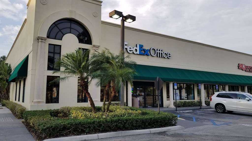 FedEx Office Print & Ship Center | 7775 Glades Rd Suite 100, Boca Raton, FL 33434, USA | Phone: (561) 488-5599