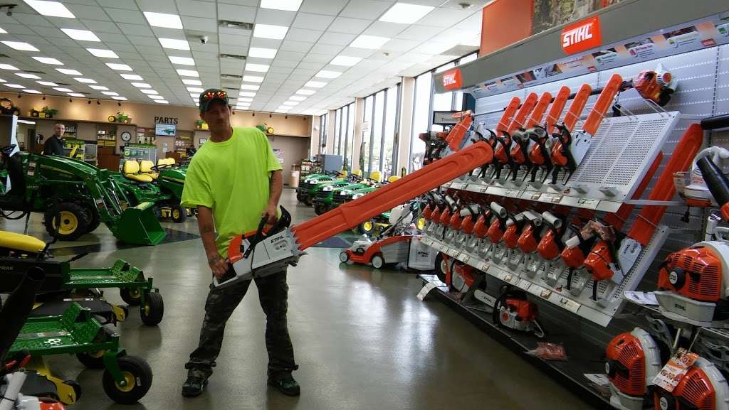 Reynolds Farm Equipment, Inc. | 12501 Reynolds Dr, Fishers, IN 46038, USA | Phone: (317) 849-0810