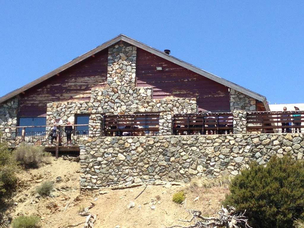 Top of the Notch Restaurant and Bar | 8401 Mt Baldy Rd, Mt Baldy, CA 91759 | Phone: (909) 982-0800